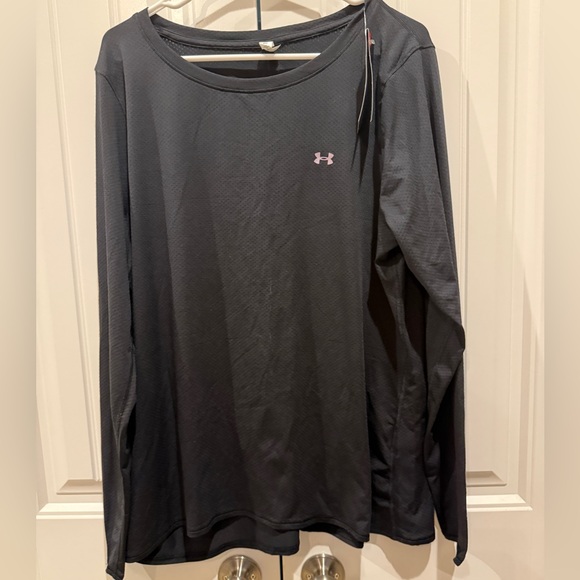 Under Armour Heat Gear Longsleeve Tee-NWT - Picture 1 of 6